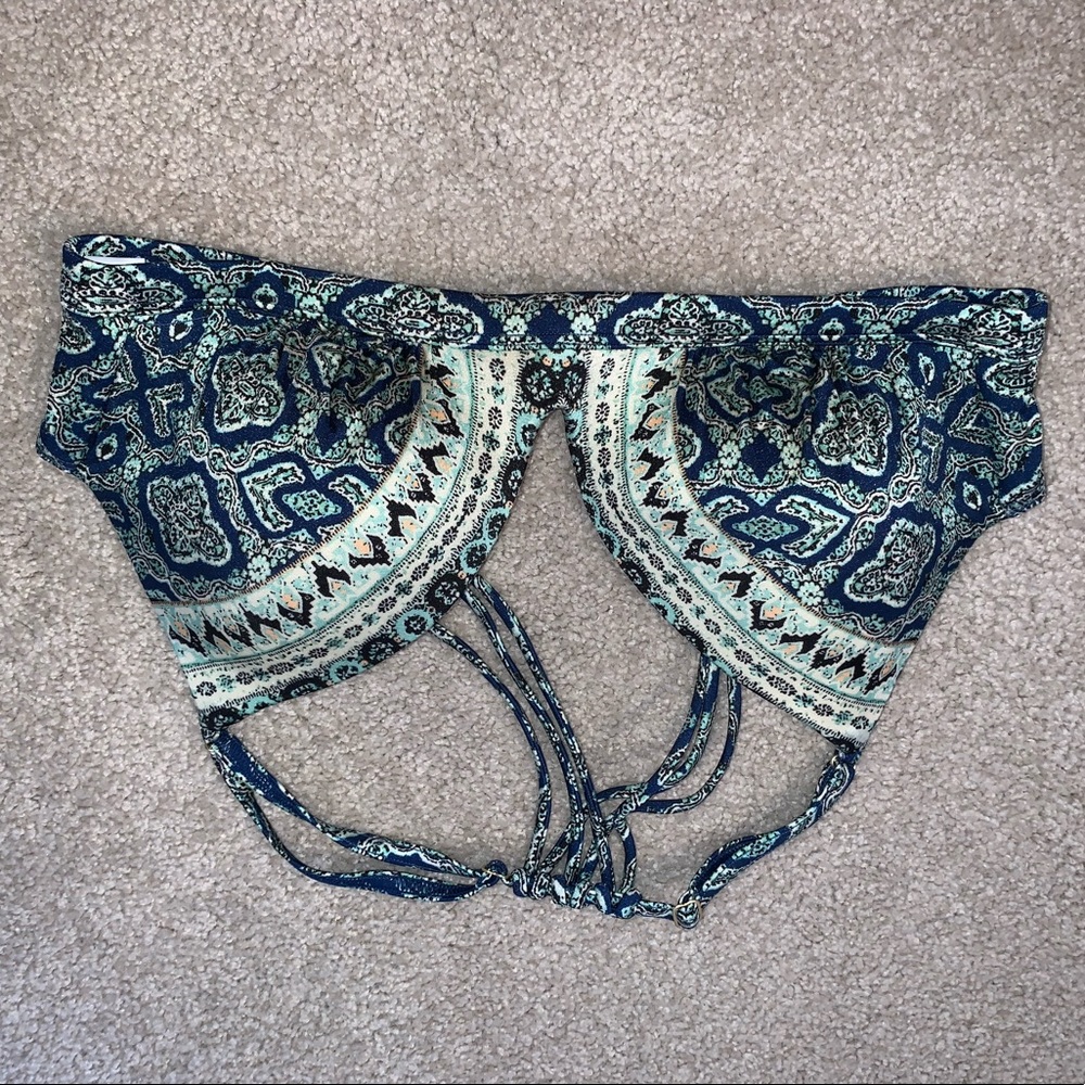 Cross back ATHLETA bikini top
